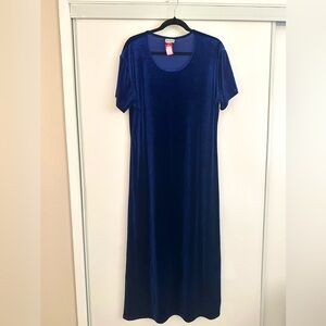 NWT-Women’s Blue Velvet Maxi Dress